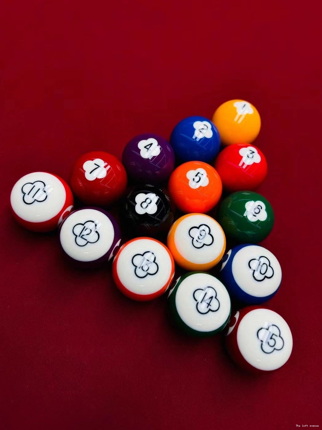 LV TABLE POOL SET 0712